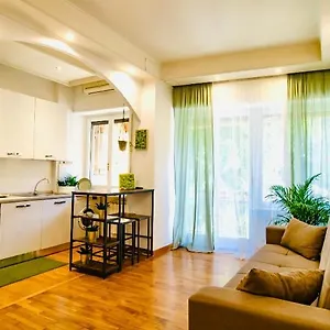 https://plant-house-roma-eur.it-romehotels.com