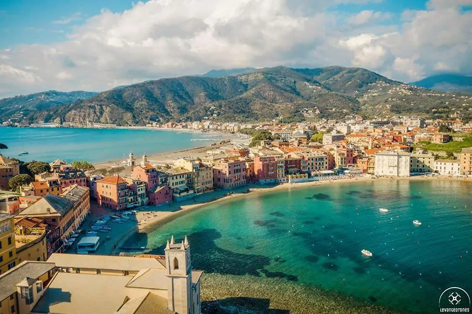 Torre Scribanti Vila Sestri Levante Itália